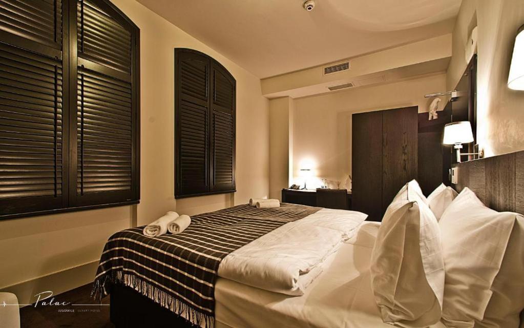 Hotel Palac Jugowice Wałbrzych Esterno foto