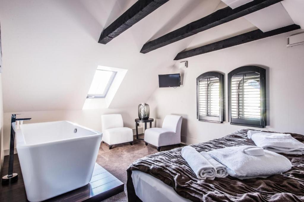 Hotel Palac Jugowice Wałbrzych Esterno foto