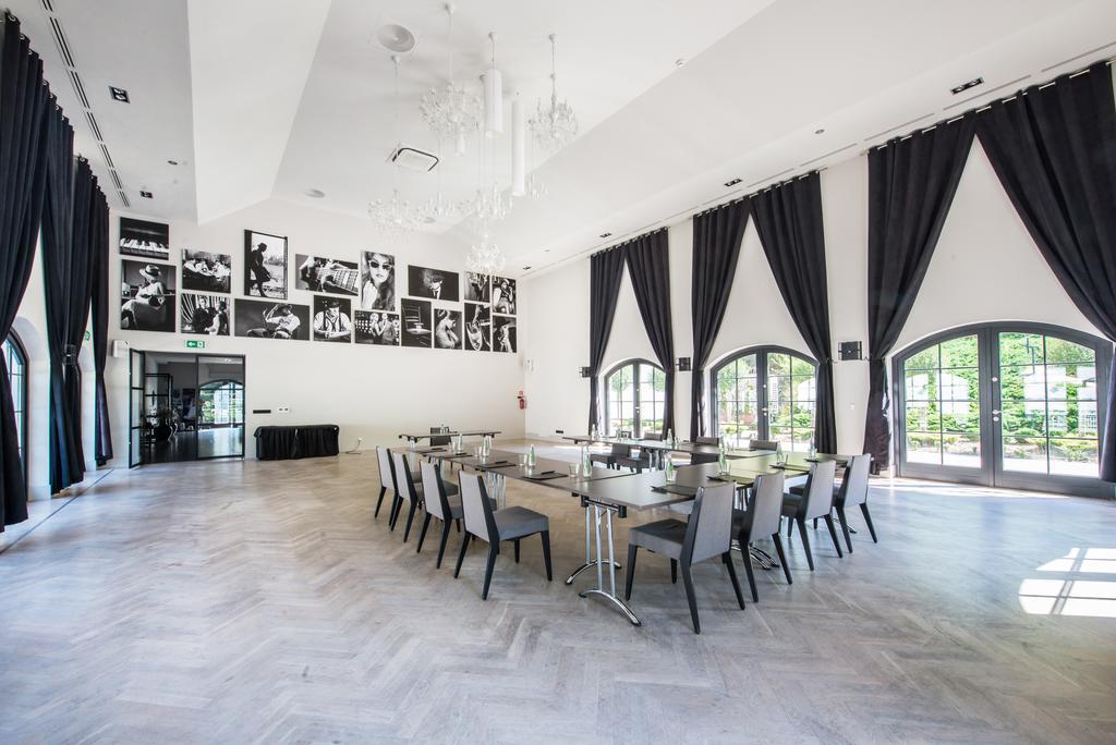 Hotel Palac Jugowice Wałbrzych Esterno foto