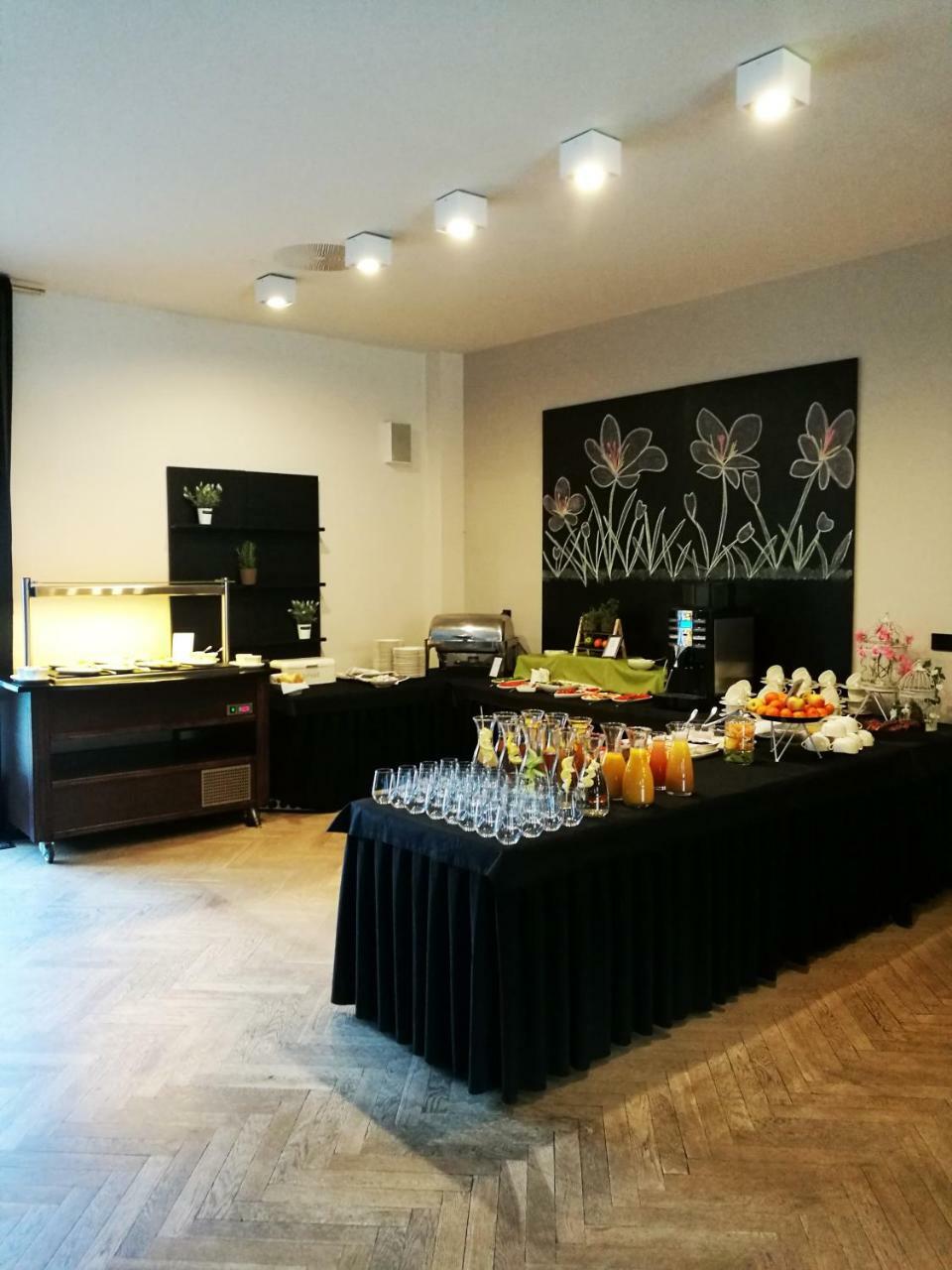 Hotel Palac Jugowice Wałbrzych Esterno foto